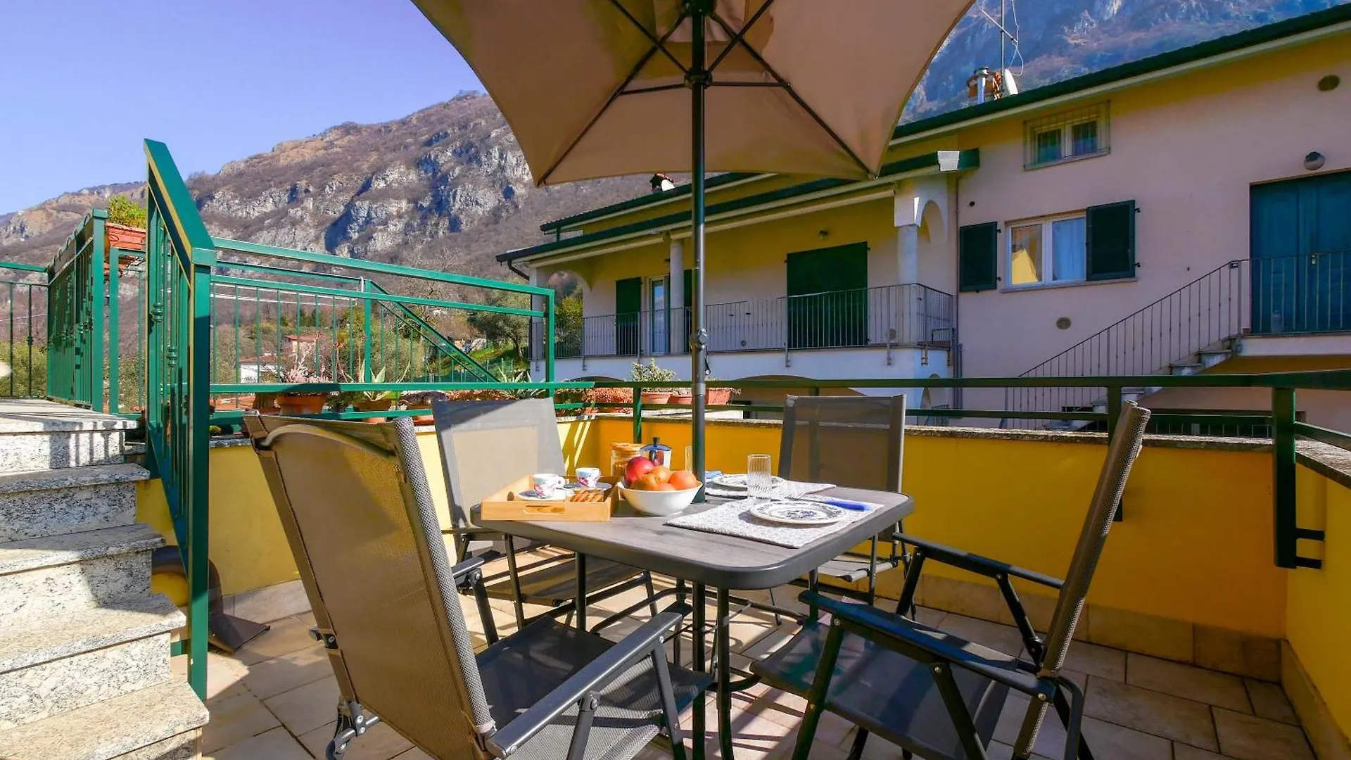 Maisonnette Terrace Lierna